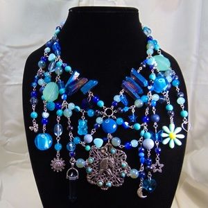 Handmade necklace 💙🩵